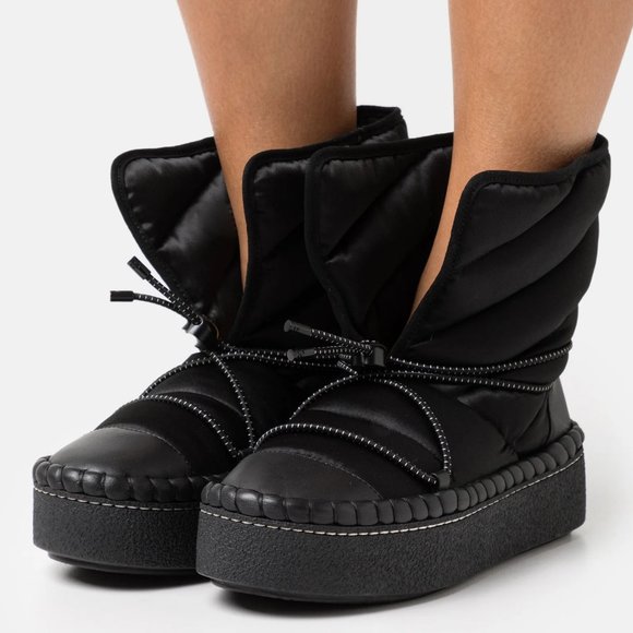 Tory Burch LEATHER TRIM SHEARLING LINING Sleeping Bag Boot BOOTIES - Picture 2 of 11